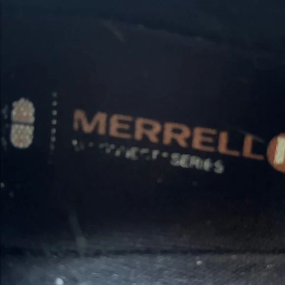 Women’s Merrell Black and gray hiking shoes - Picture 3 of 6